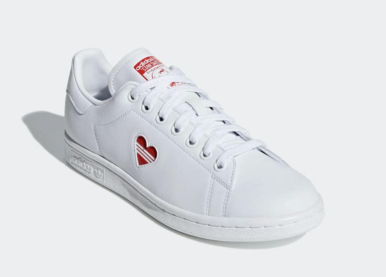stan smith shoes red heart